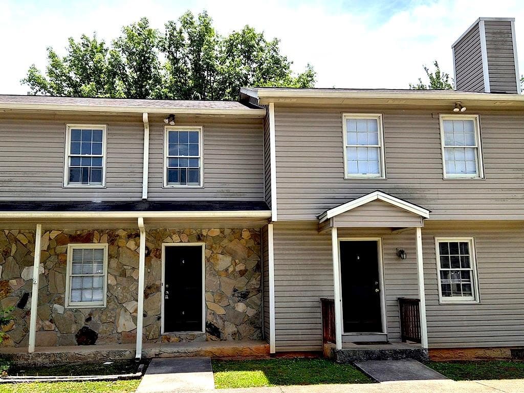 3 bedroom, 2 bathroom, 4,256 sq ft townhouse for rent at 3360 Club Drive D, Lawrenceville, GA 30044 for $1,600 a month — photo 1 of 12