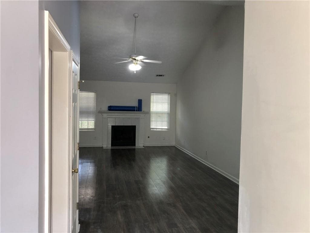 3 bedroom, 2 bathroom, 1,884 sq ft single family residence for sale at 250 Twin Brook Way, Lawrenceville, GA 30043 — photo 3