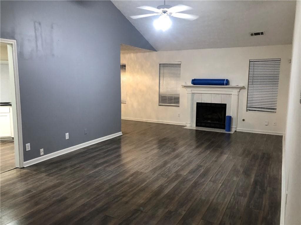 3 bedroom, 2 bathroom, 1,884 sq ft single family residence for sale at 250 Twin Brook Way, Lawrenceville, GA 30043 — photo 5