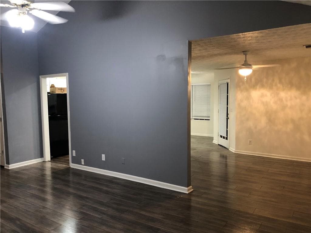 3 bedroom, 2 bathroom, 1,884 sq ft single family residence for sale at 250 Twin Brook Way, Lawrenceville, GA 30043 — photo 6
