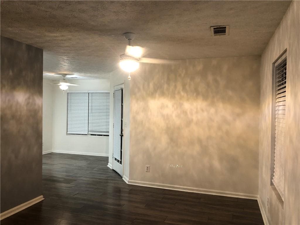 3 bedroom, 2 bathroom, 1,884 sq ft single family residence for sale at 250 Twin Brook Way, Lawrenceville, GA 30043 — photo 9