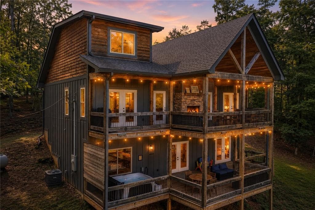 3 bedroom, 3 bathroom, 2,430 sq ft single family residence under contract at 518 Mango Lane, Ellijay, GA 30540 — photo 3