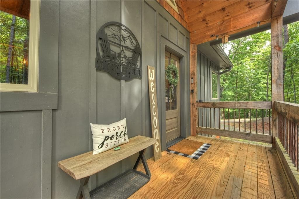 3 bedroom, 3 bathroom, 2,430 sq ft single family residence under contract at 518 Mango Lane, Ellijay, GA 30540 — photo 6