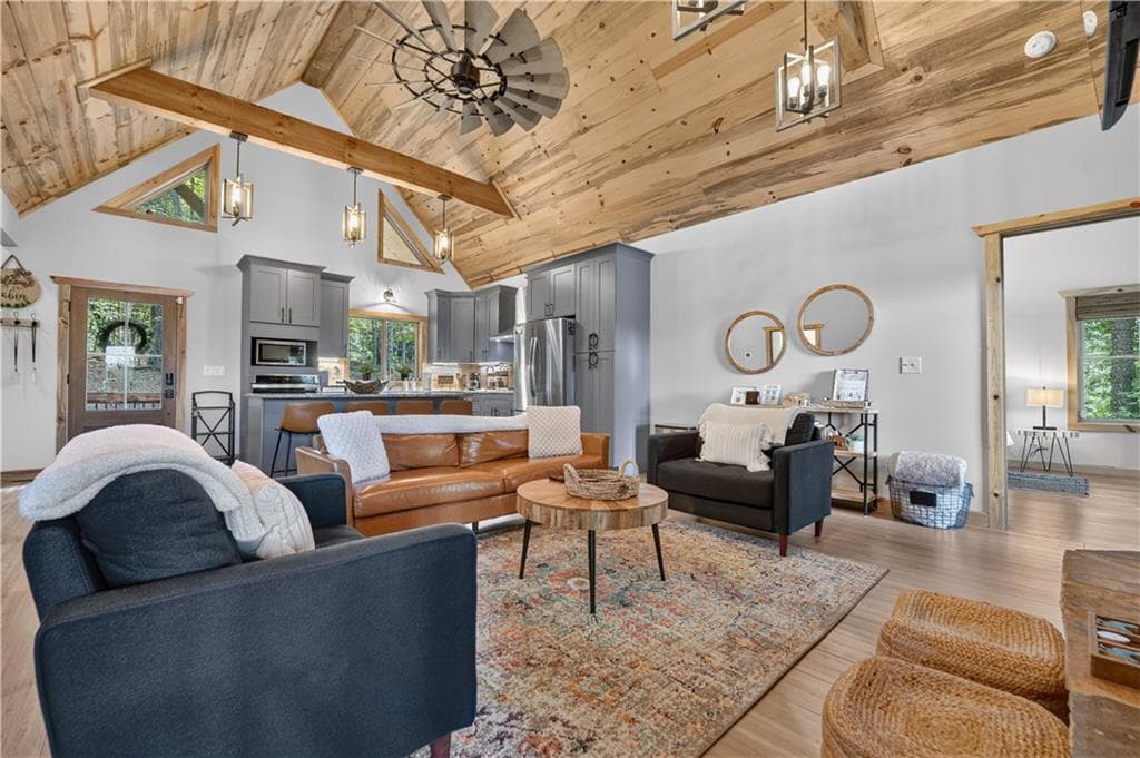 3 bedroom, 3 bathroom, 2,430 sq ft single family residence under contract at 518 Mango Lane, Ellijay, GA 30540 — photo 7