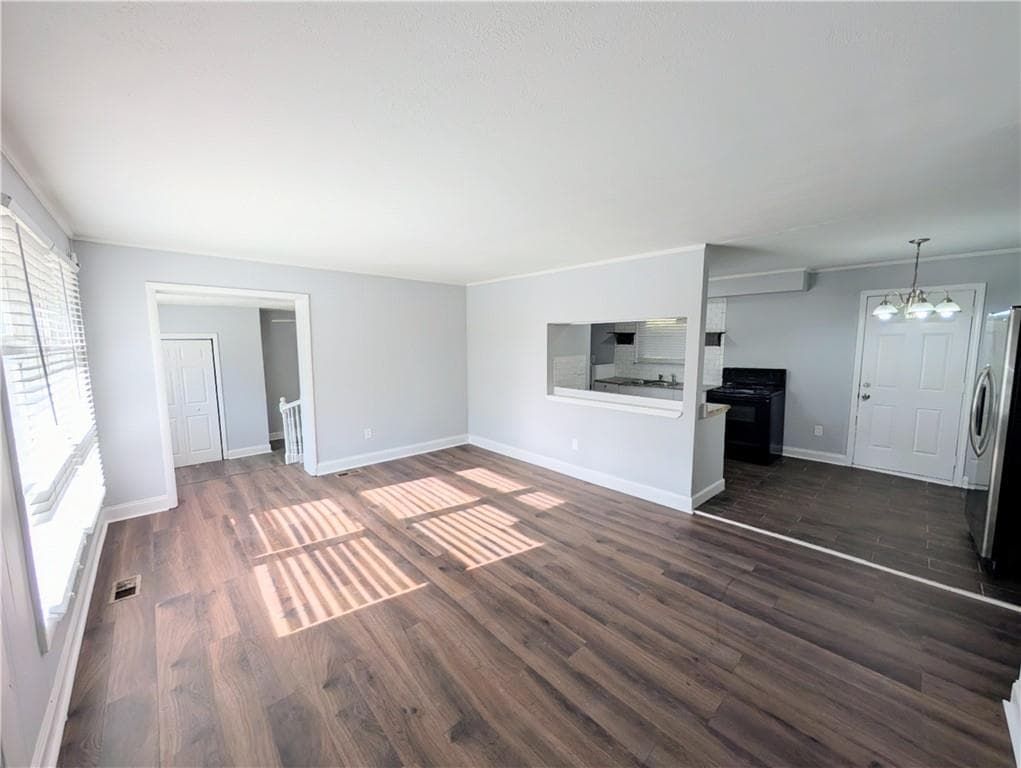 4 bedroom, 2 bathroom, 1,362 sq ft single family residence for sale at 70 Ruzelle Drive, Atlanta, GA 30354 — photo 9