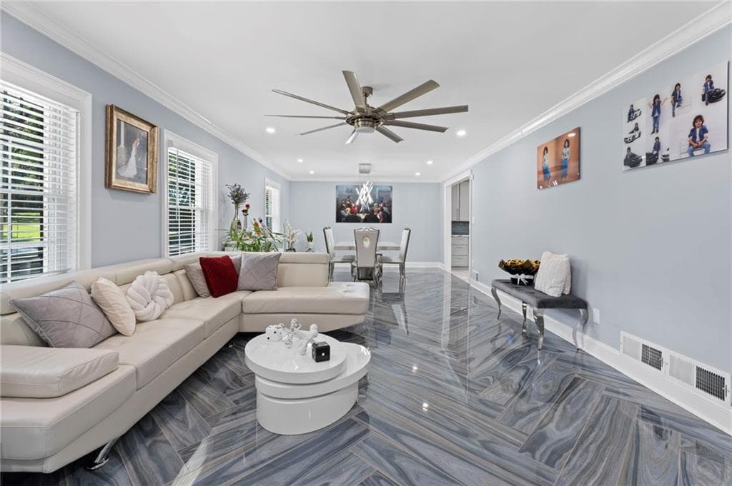 8 bedroom, 5 bathroom, 5,800 sq ft single family residence for sale at 8890 Rum Ridge Drive, Jonesboro, GA 30236 — photo 9