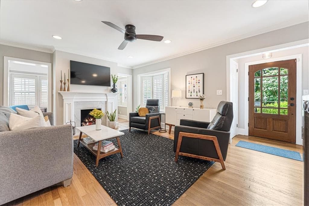 3 bedroom, 2 bathroom, 2,110 sq ft single family residence under contract at 802 Highland Terrace, Atlanta, GA 30306 — photo 6