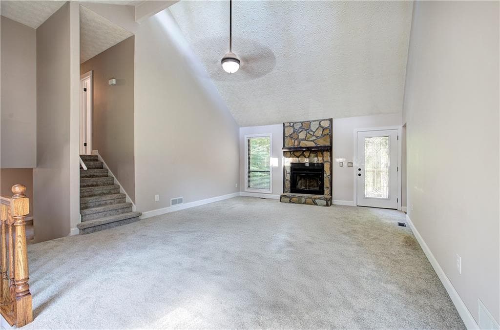 4 bedroom, 3 bathroom, 2,398 sq ft single family residence for sale at 1032 Summer Place, Acworth, GA 30102 — photo 3