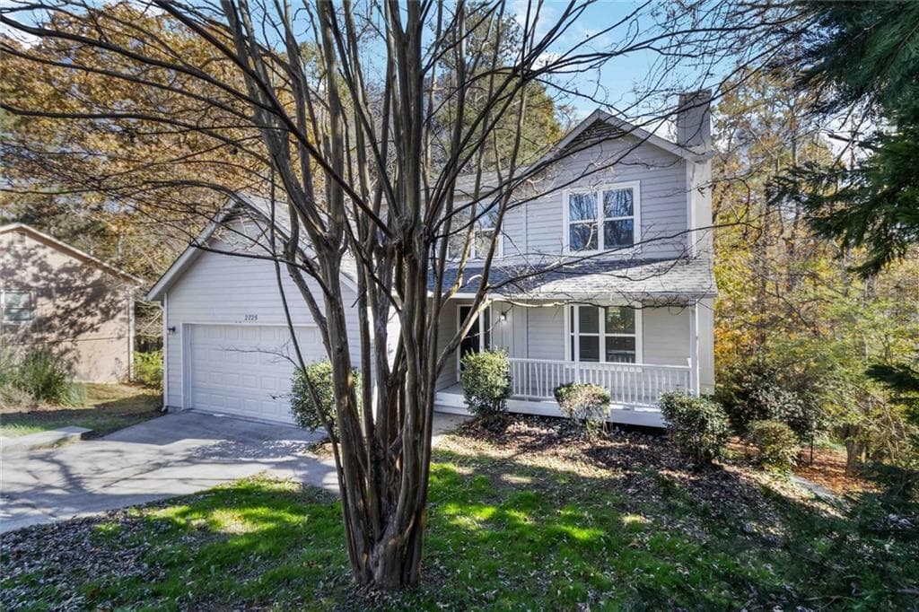 3 bedroom, 2 bathroom, 1,764 sq ft single family residence for sale at 2725 Wildflower Lane, Snellville, GA 30039 — photo 4