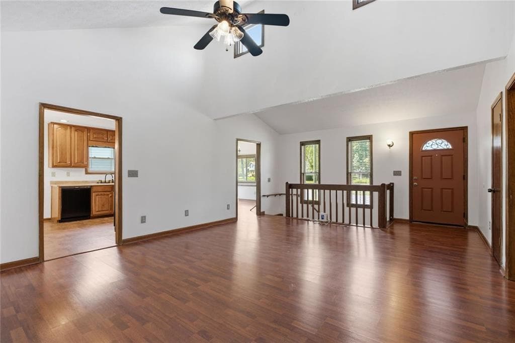 4 bedroom, 3 bathroom, 3,176 sq ft single family residence for sale at 2890 Creekwood Lane, Lawrenceville, GA 30044 — photo 5