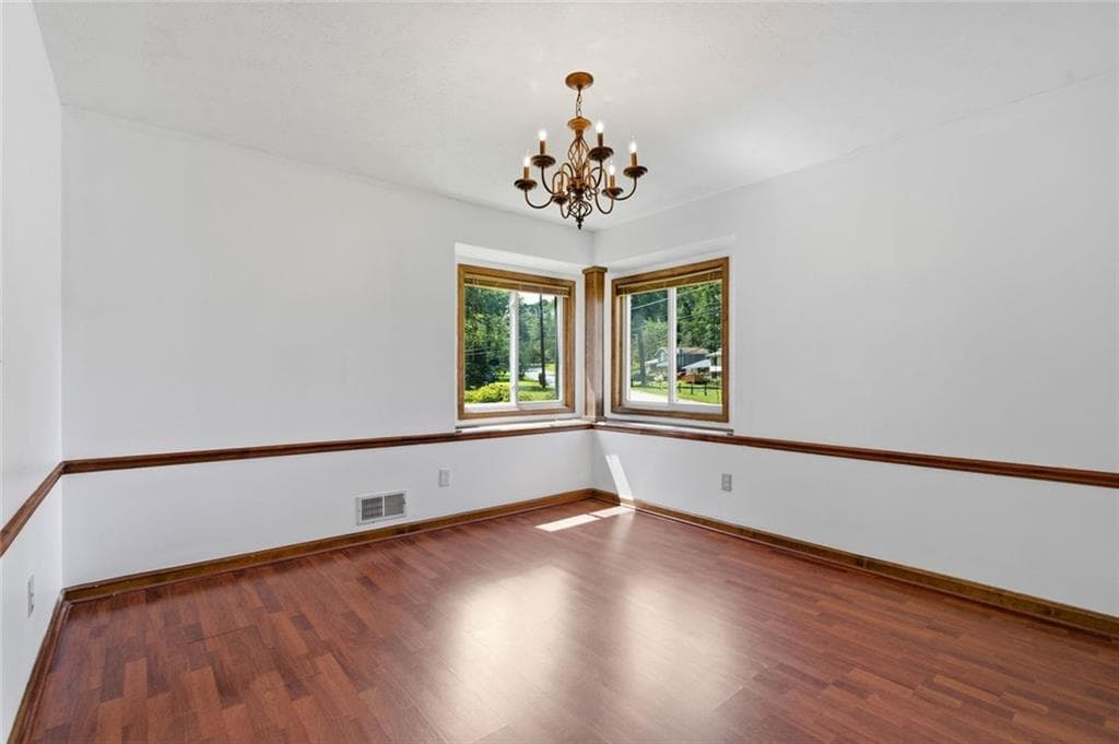 4 bedroom, 3 bathroom, 3,176 sq ft single family residence for sale at 2890 Creekwood Lane, Lawrenceville, GA 30044 — photo 6