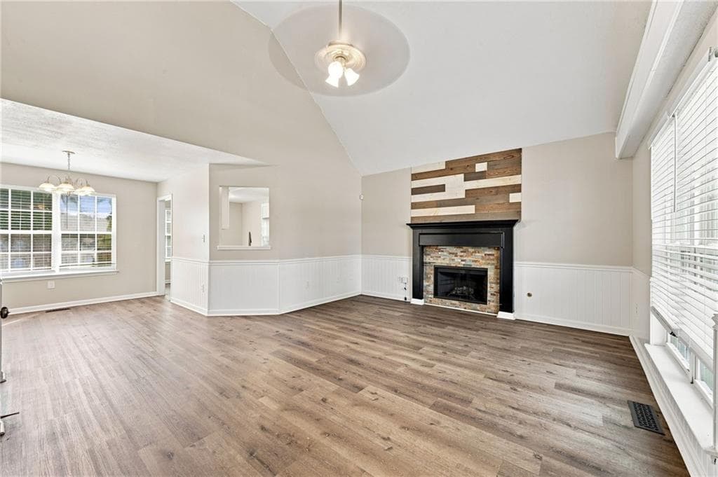 3 bedroom, 2 bathroom, 1,339 sq ft single family residence under contract at 304 Lafayette Street, Dallas, GA 30157 — photo 3