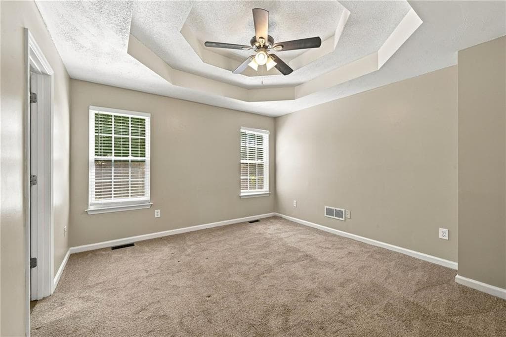 3 bedroom, 2 bathroom, 1,339 sq ft single family residence under contract at 304 Lafayette Street, Dallas, GA 30157 — photo 4