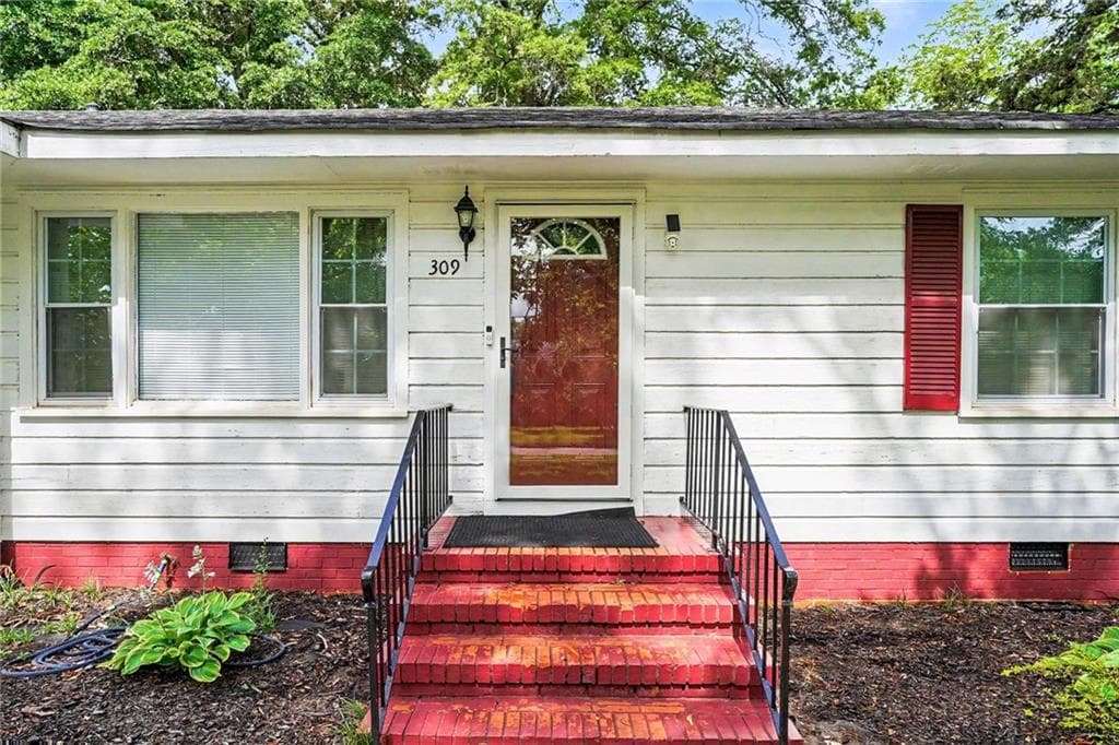 3 bedroom, 1 bathroom, 871 sq ft single family residence under contract at 309 Cherokee Circle, Griffin, GA 30224 — photo 8