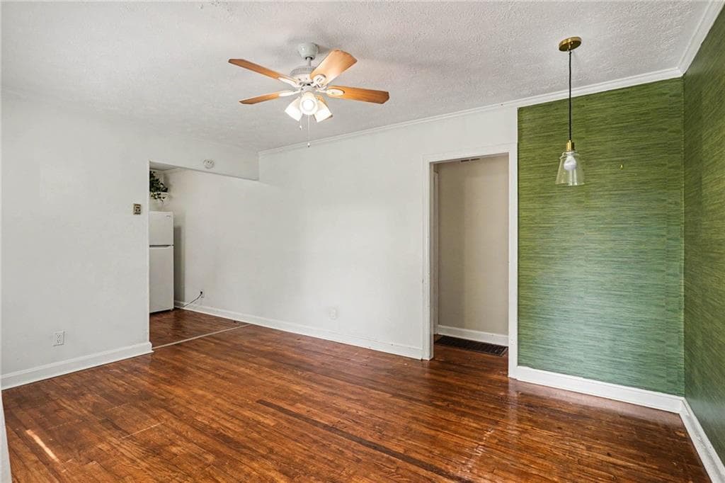 3 bedroom, 1 bathroom, 871 sq ft single family residence under contract at 309 Cherokee Circle, Griffin, GA 30224 — photo 10