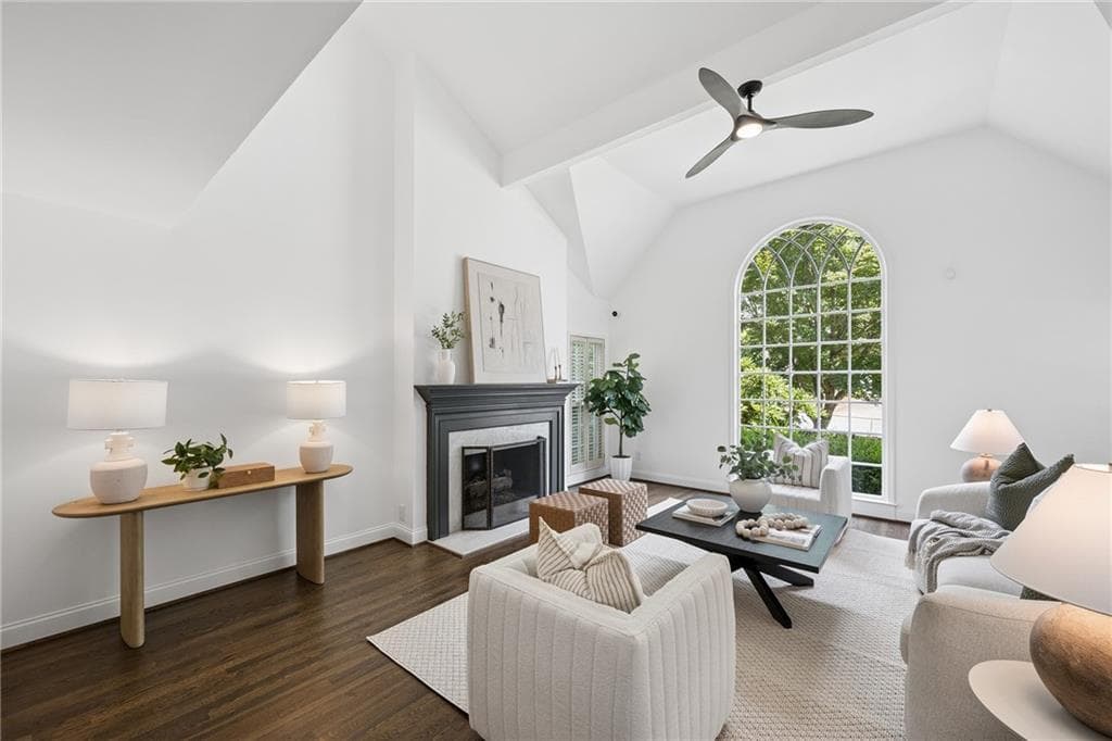 3 bedroom, 3 bathroom, 2,652 sq ft single family residence for sale at 1175 Chalfont Walk, Atlanta, GA 30319 — photo 2