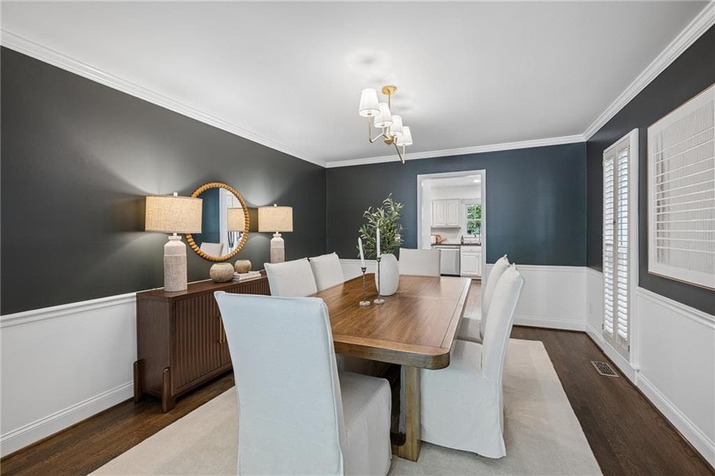 3 bedroom, 3 bathroom, 2,652 sq ft single family residence for sale at 1175 Chalfont Walk, Atlanta, GA 30319 — photo 8