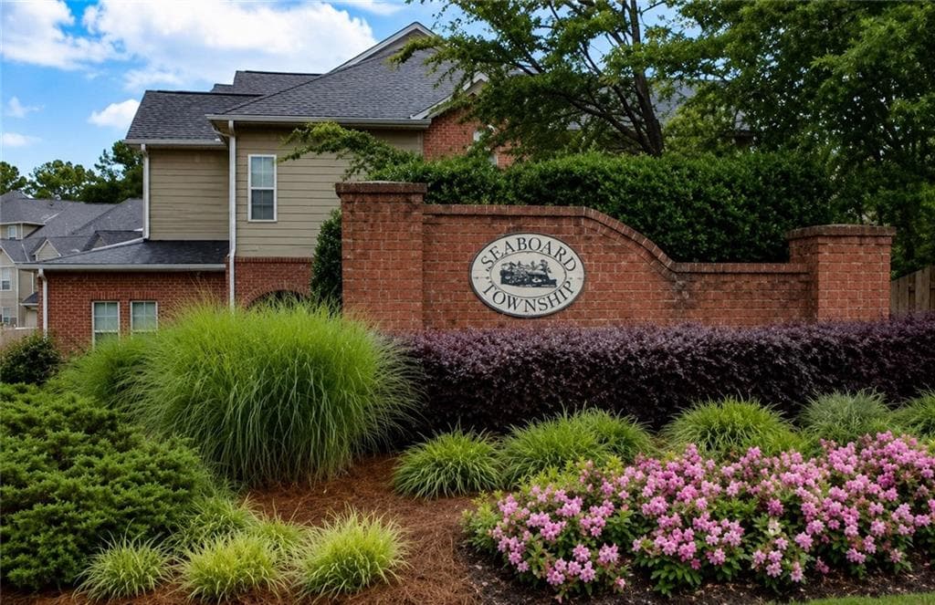 3 bedroom, 3 bathroom, 2,178 sq ft townhouse for sale at 90 Trailview Lane, Hiram, GA 30141 — photo 1 of 40