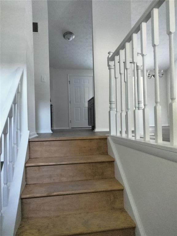 4 bedroom, 2 bathroom, 2,034 sq ft single family residence for sale at 2053 Raintree Place, Lithonia, GA 30058 — photo 2