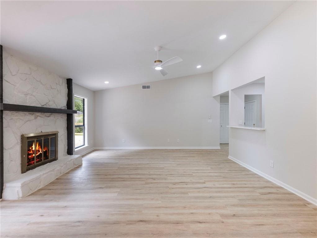 3 bedroom, 2 bathroom, 1,575 sq ft single family residence for rent at 2645 Trotters Walk Trail, Snellville, GA 30078 for $2,000 a month — photo 5
