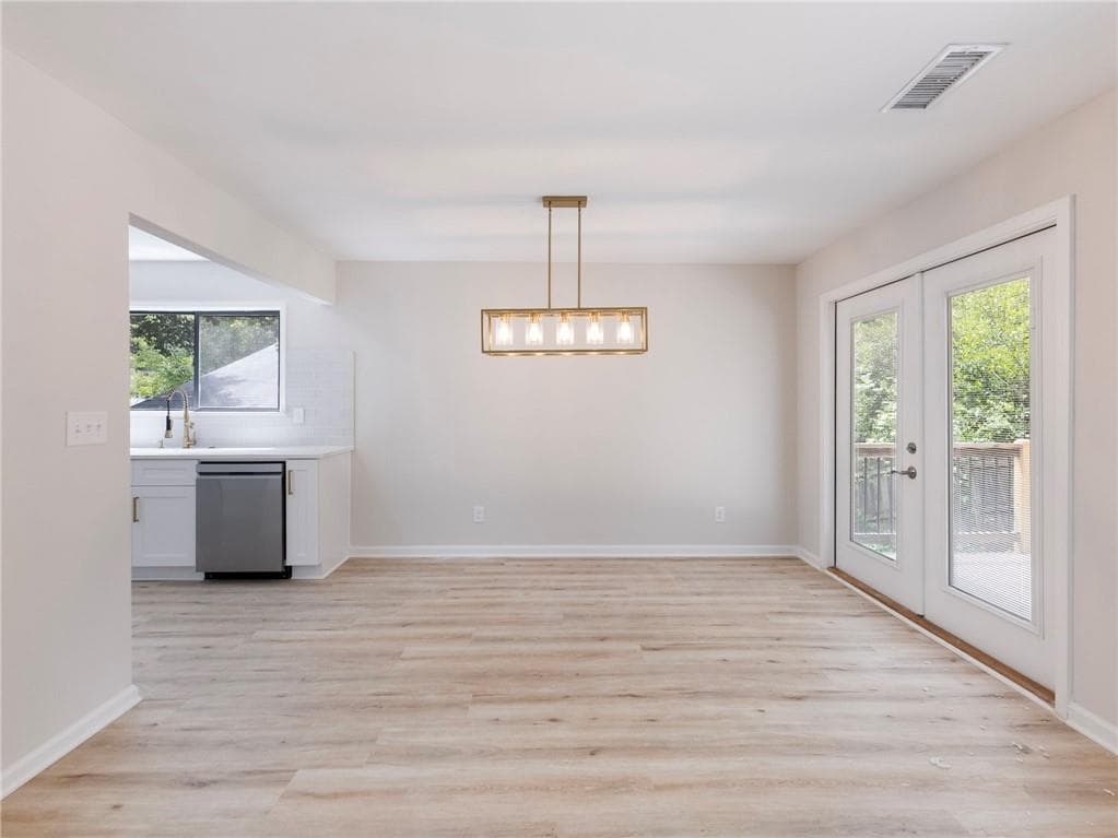 3 bedroom, 2 bathroom, 1,575 sq ft single family residence for rent at 2645 Trotters Walk Trail, Snellville, GA 30078 for $2,000 a month — photo 7