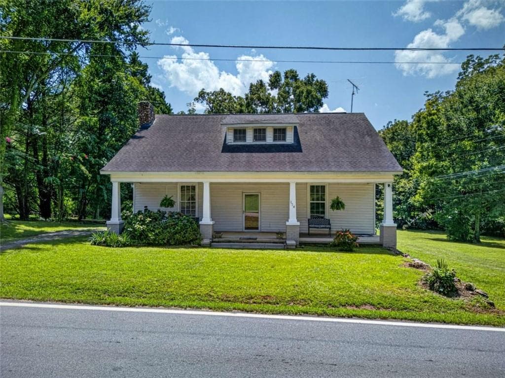 4 bedroom, 1 bathroom, 1,820 sq ft single family residence for sale at 174 Sanford Drive, Nicholson, GA 30565