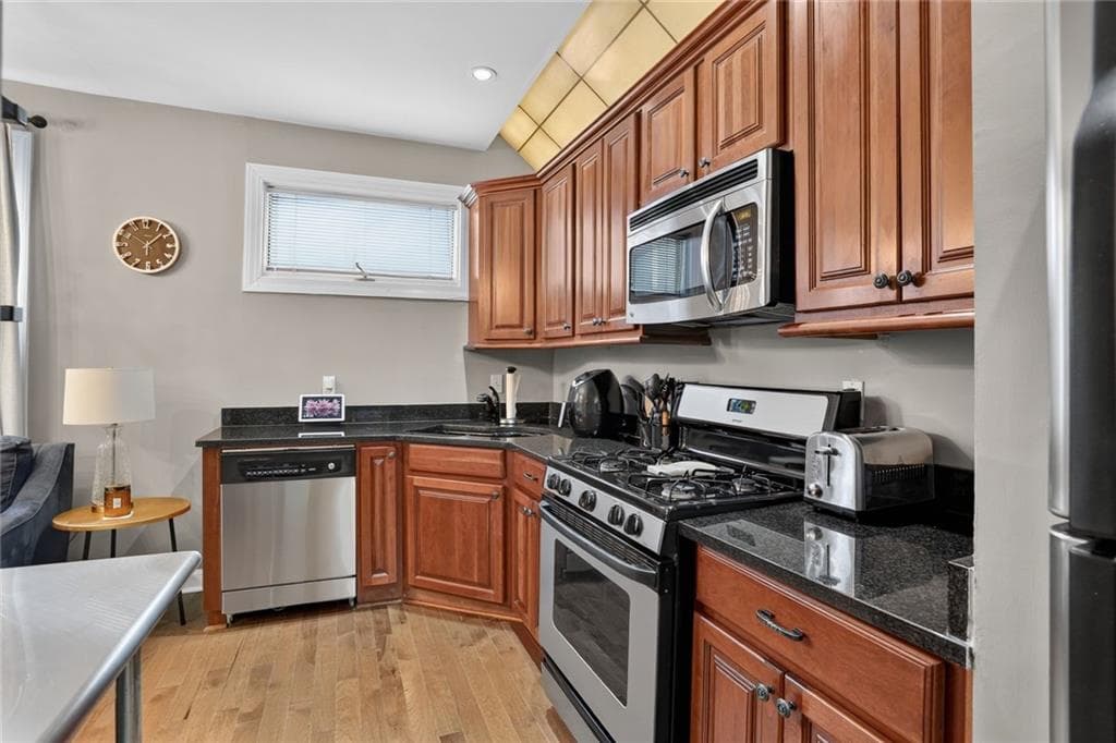 2 bedroom, 3 bathroom, 1,250 sq ft townhouse for sale at 751 Piedmont Avenue 3, Atlanta, GA 30308 — photo 9