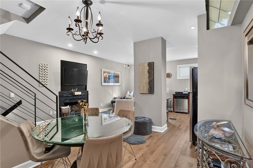 2 bedroom, 3 bathroom, 1,250 sq ft townhouse for sale at 751 Piedmont Avenue 3, Atlanta, GA 30308 — photo 4