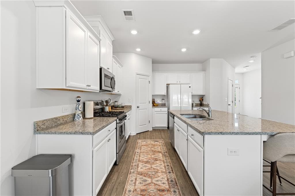 3 bedroom, 3 bathroom, 1,892 sq ft townhouse for rent at 575 Sausalito Walk, Suwanee, GA 30024 for $2,500 a month — photo 9