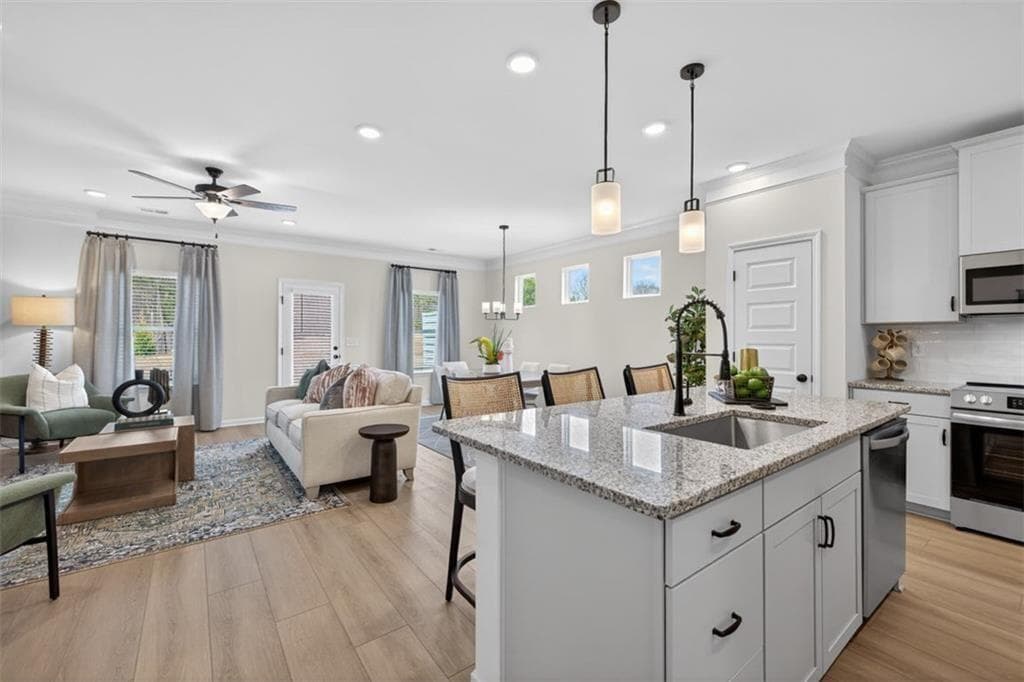 3 bedroom, 3 bathroom, 1,786 sq ft townhouse under contract at 134 Alameda Street 102, Loganville, GA 30052 — photo 3