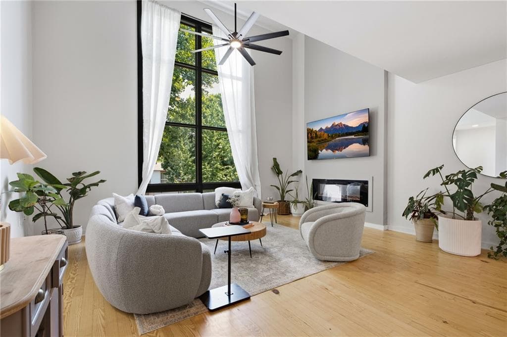 2 bedroom, 3 bathroom, 1,892 sq ft townhouse for sale at 1278 Eames Green, Atlanta, GA 30318 — photo 4