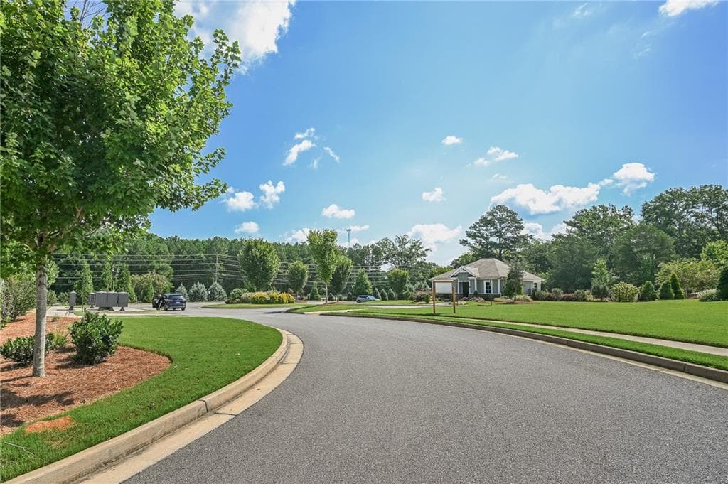 4 bedroom, 2 bathroom, 1,839 sq ft single family residence for sale at 155 Siena Drive, Cartersville, GA 30120 — photo 4