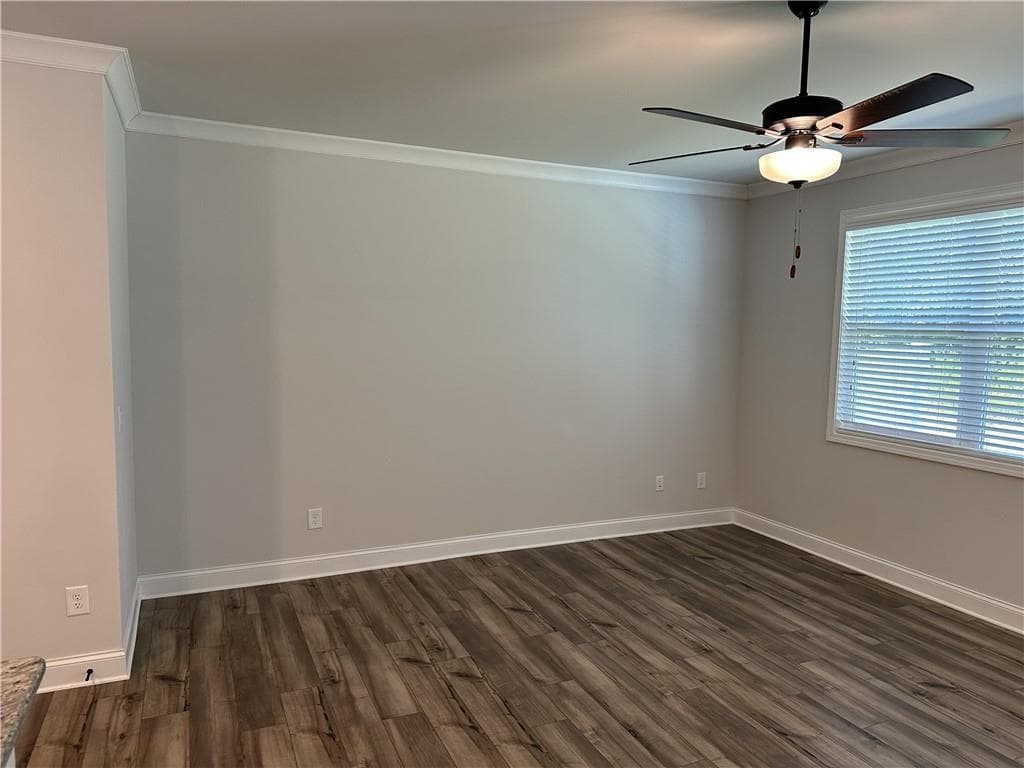 3 bedroom, 3 bathroom, 2,033 sq ft townhouse for rent at 4553 Cypress Park Drive, Gainesville, GA 30504 for $1,950 a month — photo 5