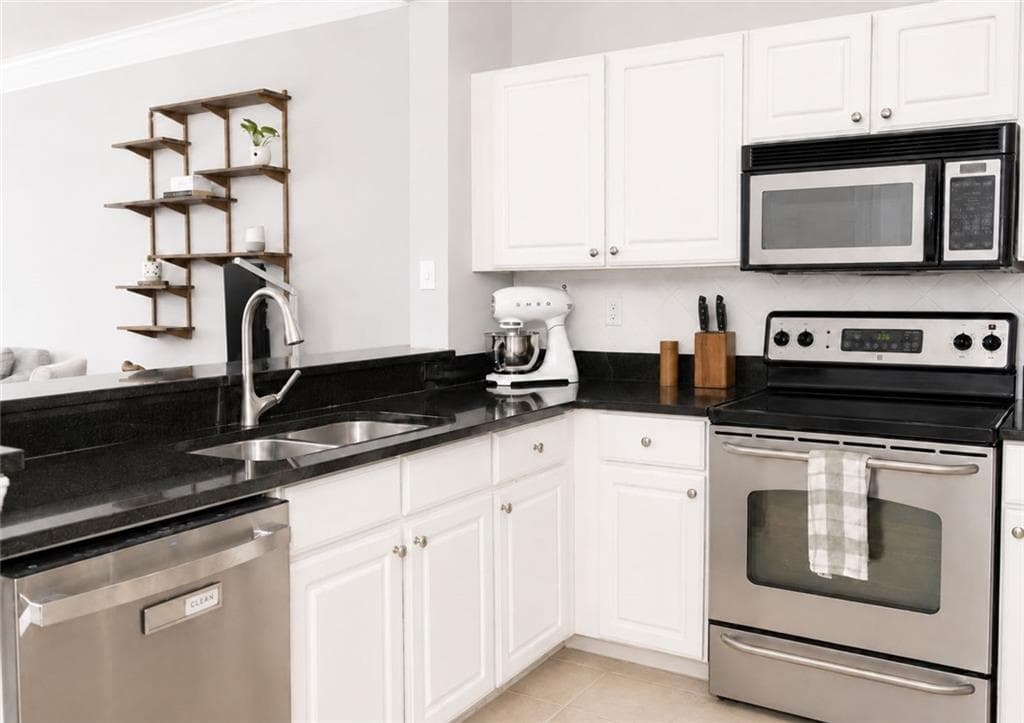 1 bedroom, 1 bathroom, 752 sq ft condominium for rent at 1850 Cotillion Drive 1116, Atlanta, GA 30338 for $1,650 a month — photo 5