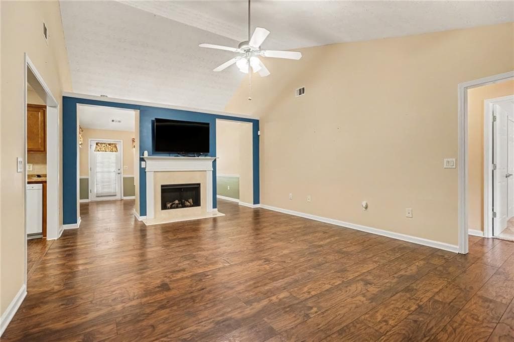 3 bedroom, 2 bathroom, 1,490 sq ft single family residence for sale at 31 Bramble Court, Jefferson, GA 30549 — photo 3