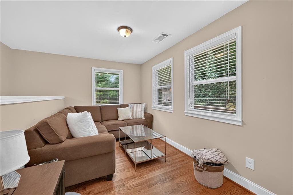 3 bedroom, 3 bathroom, 2,318 sq ft single family residence for sale at 1882 Cambria Avenue, Atlanta, GA 30318 — photo 7