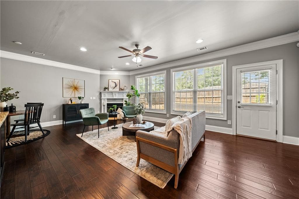 3 bedroom, 3 bathroom, 2,064 sq ft townhouse under contract at 2854 Jordan Oaks Lane 8, Decatur, GA 30033 — photo 5