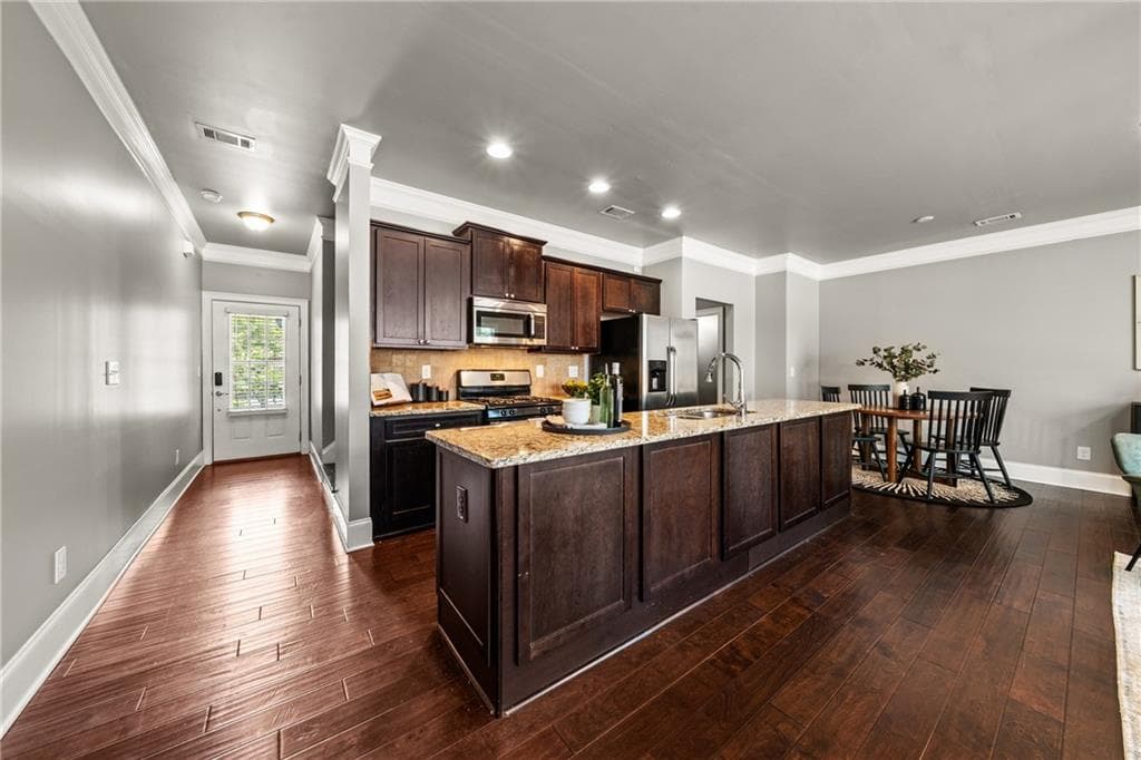 3 bedroom, 3 bathroom, 2,064 sq ft townhouse under contract at 2854 Jordan Oaks Lane 8, Decatur, GA 30033 — photo 10