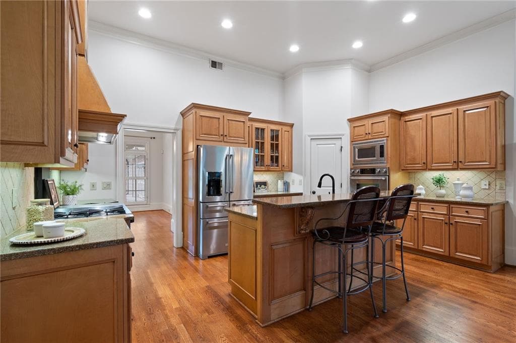 4 bedroom, 4 bathroom, 3,804 sq ft single family residence under contract at 2162 Ellis Farm Drive, Marietta, GA 30064 — photo 8
