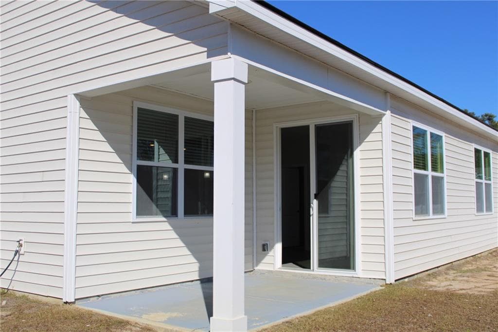 3 bedroom, 2 bathroom, 1,701 sq ft single family residence for rent at 3 Woodford Reserve Drive, Pooler, GA 31322 for $2,500 a month — photo 6