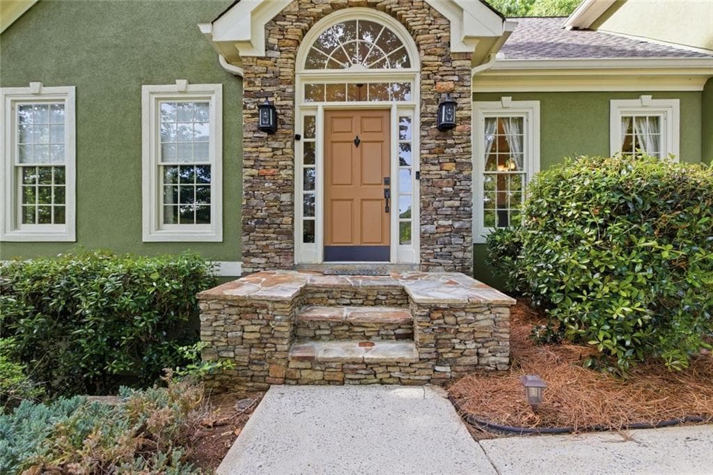 5 bedroom, 4 bathroom, 4,367 sq ft single family residence for sale at 197 Summer Road, Clarkesville, GA 30523 — photo 8