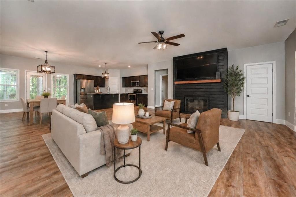 4 bedroom, 2 bathroom, 1,929 sq ft single family residence for sale at 80 Autumn Drive, Bremen, GA 30110 — photo 4