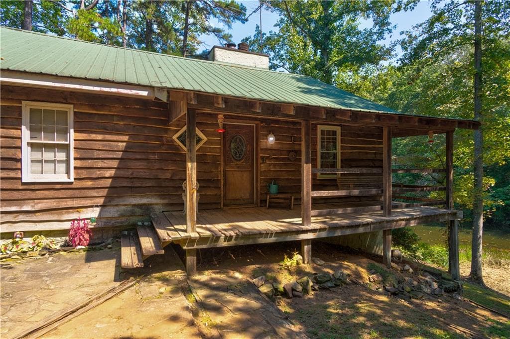 4 bedroom, 2 bathroom, 2,313 sq ft single family residence for sale at 434 Mill Creek Drive, Dawsonville, GA 30534 — photo 6