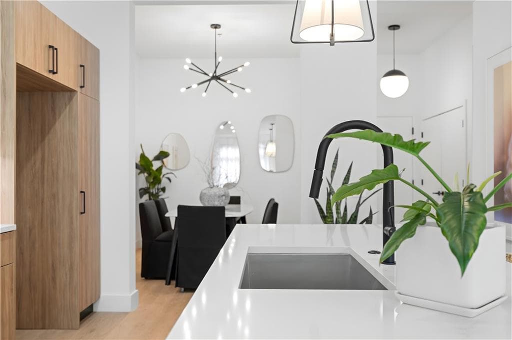 2 bedroom, 2 bathroom, 1,050 sq ft condominium for sale at 567 Ponce De Leon Avenue 504, Atlanta, GA 30308 — photo 7