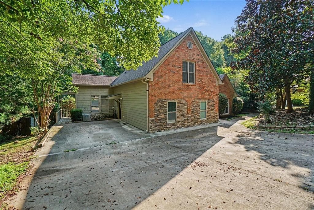 5 bedroom, 4 bathroom, 3,174 sq ft single family residence for sale at 5195 Hickory Bend Terrace, Woodstock, GA 30188 — photo 2