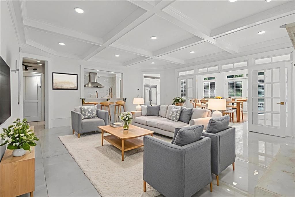 7 bedroom, 6 bathroom, 6,886 sq ft single family residence for sale at 365 Saint Marys Lane, Marietta, GA 30064 — photo 7