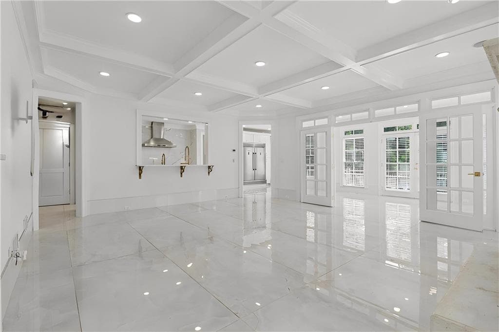 7 bedroom, 6 bathroom, 6,886 sq ft single family residence for sale at 365 Saint Marys Lane, Marietta, GA 30064 — photo 8