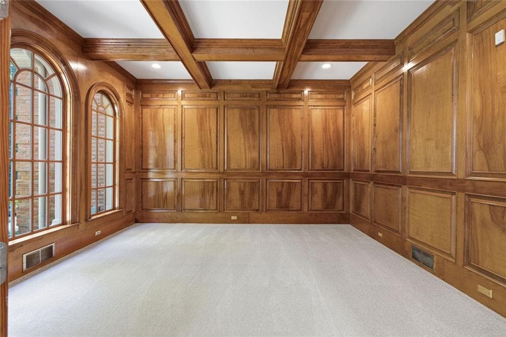 5 bedroom, 5 bathroom, 6,282 sq ft single family residence for sale at 2030 Grande Loch, Roswell, GA 30075 — photo 5