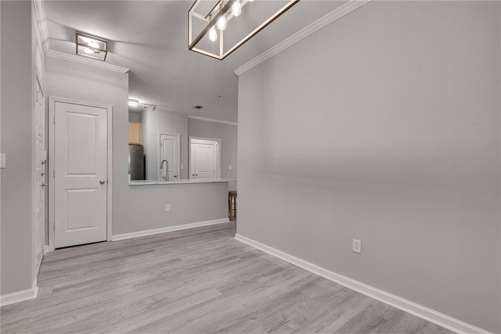 2 bedroom, 2 bathroom, 1,077 sq ft condominium for rent at 821 Ralph Mcgill Boulevard 3215, Atlanta, GA 30306 for $2,500 a month — photo 6