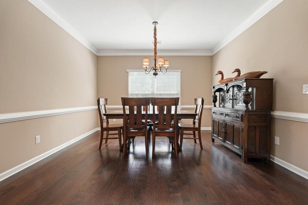 7 bedroom, 5 bathroom, 4,019 sq ft single family residence for sale at 301 Hill Top Overlook, Canton, GA 30114 — photo 9